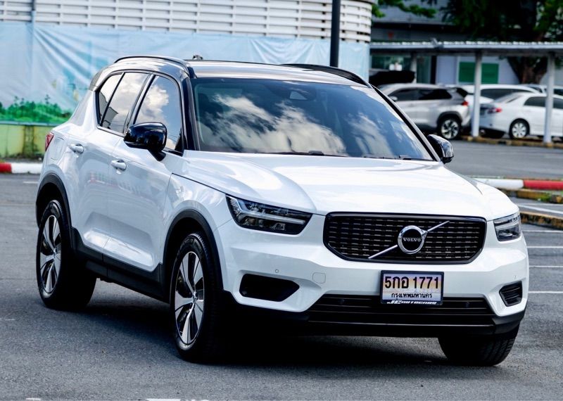 Volvo XC40 T5 Recharge R-Design Expression Fulloption เจ้าของเดียวออกห้าง Volvo Thailand ปี 2021 วิ่งน้อยพร้อมใช้นะครับ